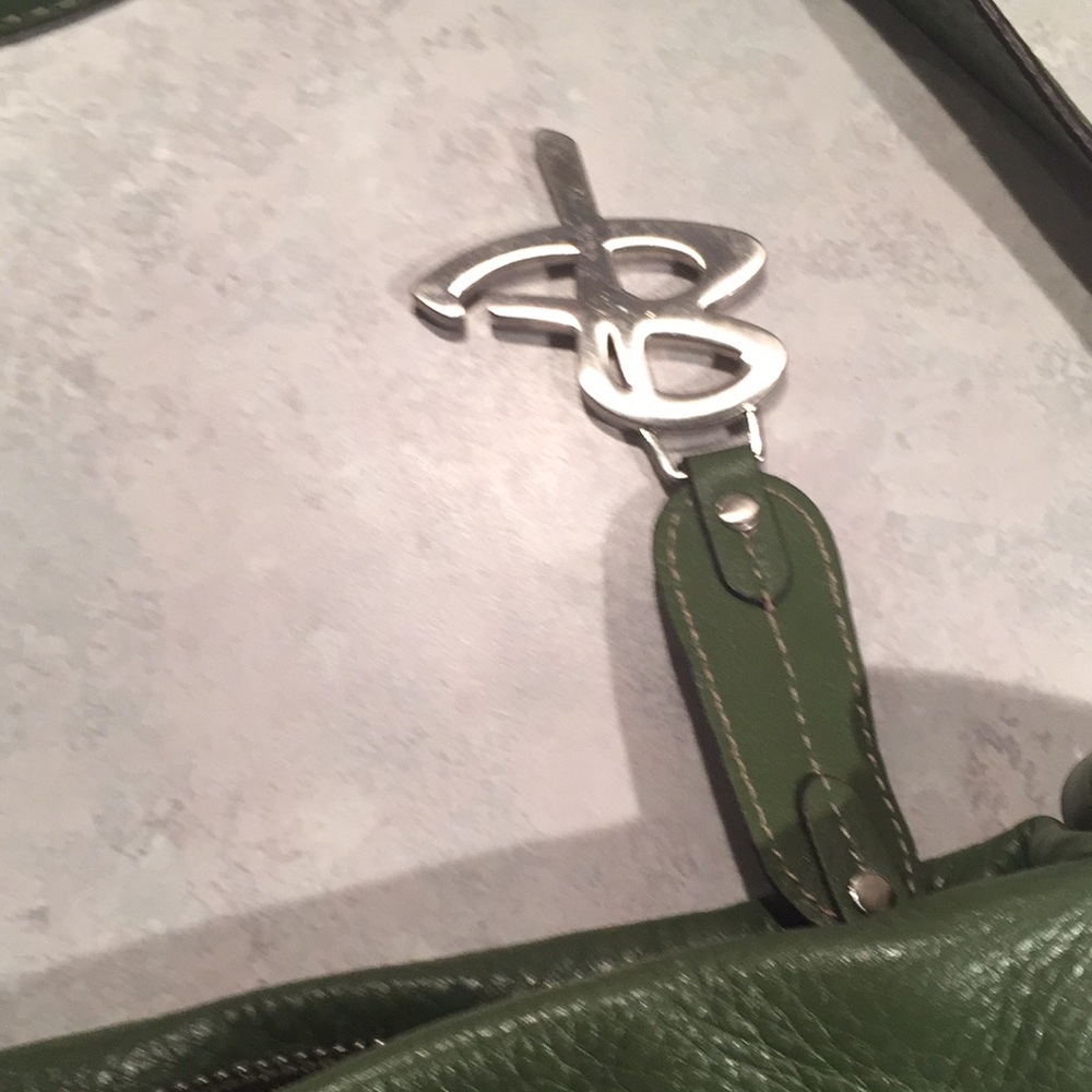 SOLD - B. Makowsky leather crossbody - Picture 8 of 9